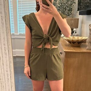 Paper moon two piece set, so cute just not my style anymore